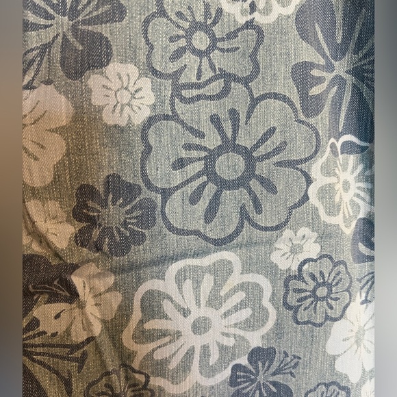 Liz Claiborne Floral Denim Skort Size 16 Petite - Picture 3 of 7